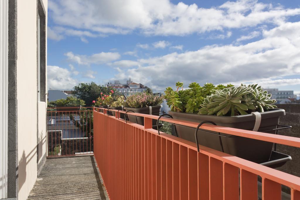 Azorean Urban Lodge Понта-Делгада Экстерьер фото